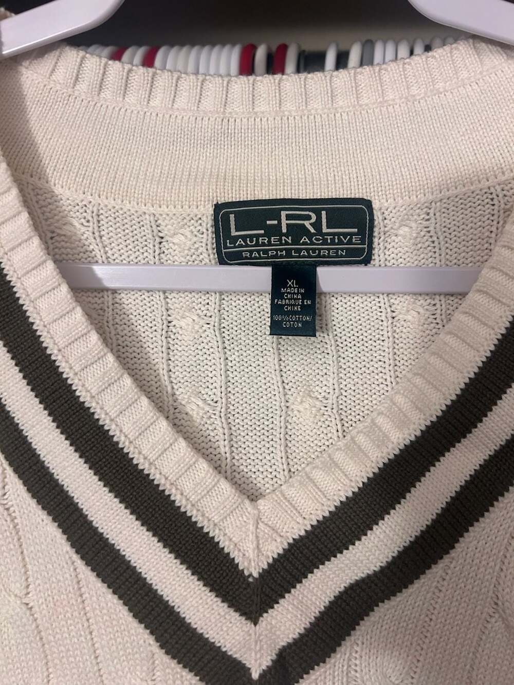 Lauren Ralph Lauren Active Cable Knit V-Neck Cricket Sweater Size XL - Picture 2 of 3